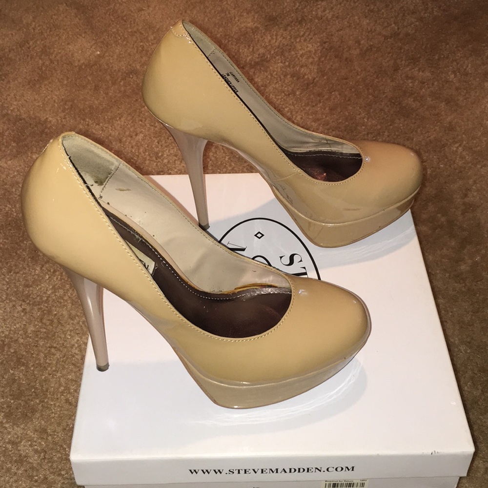 Steve Madden Caryssa Tan Blush Patent Pumps - Picture 4 of 6